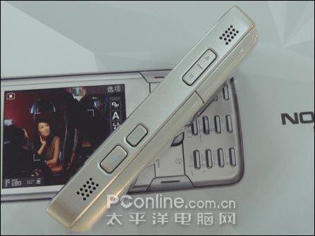 诺基亚 N82