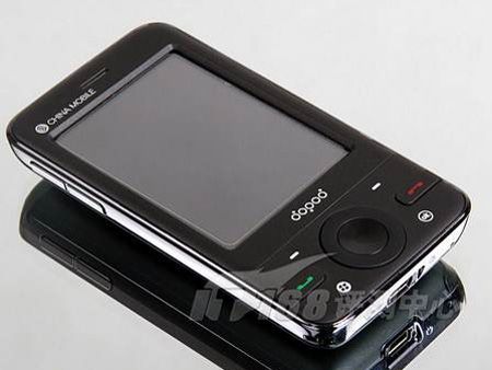 磨砂机身多普达GPS智能P660售2800元