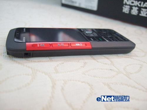 纤薄直板诺基亚音乐机5310XM仅1820