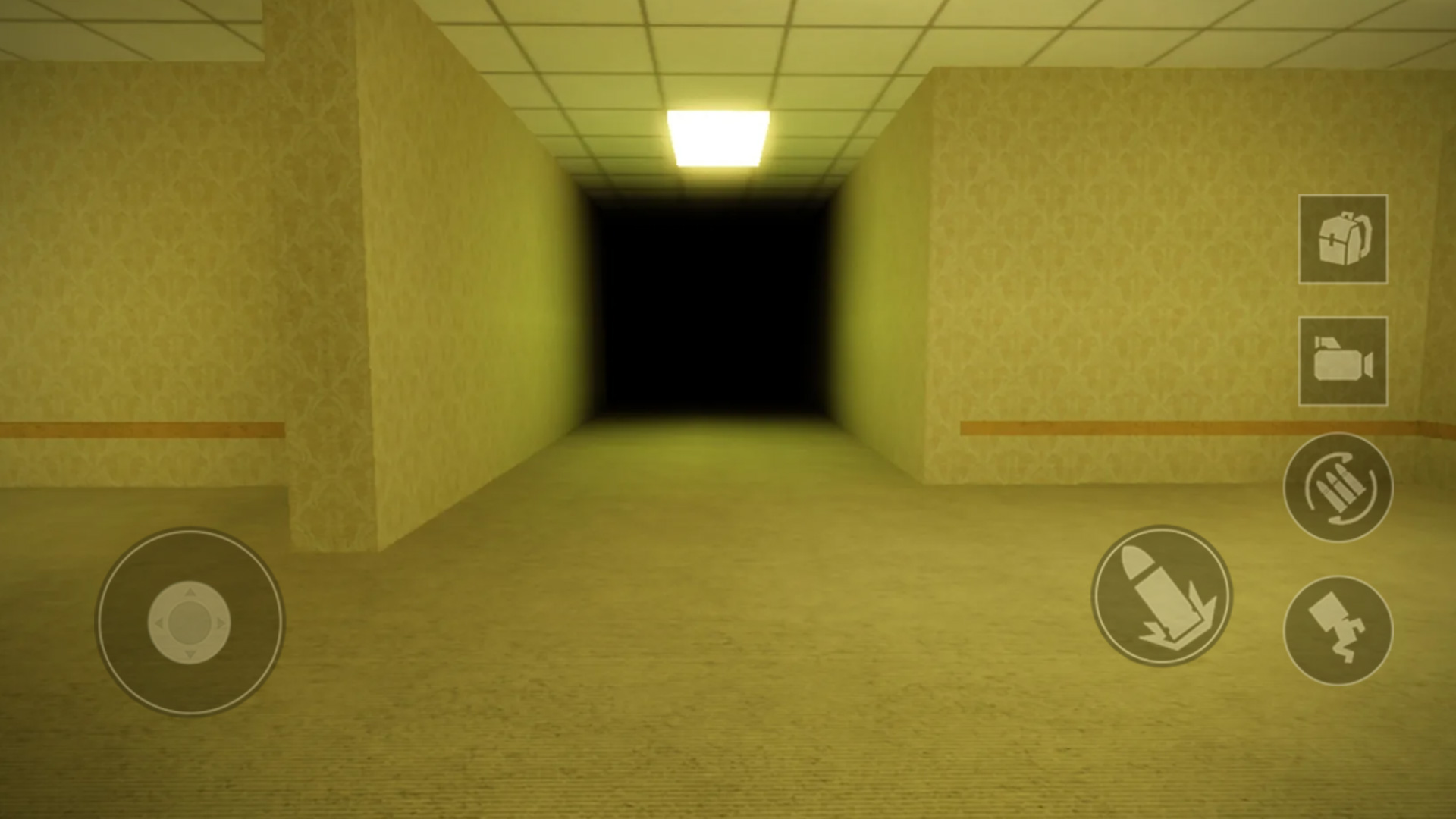 恐怖后室模拟器游戏手机版 v1.0截图